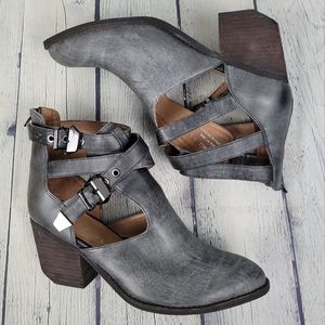 JEFFREY CAMPBELL | Everwell strappy heeled ankle boot